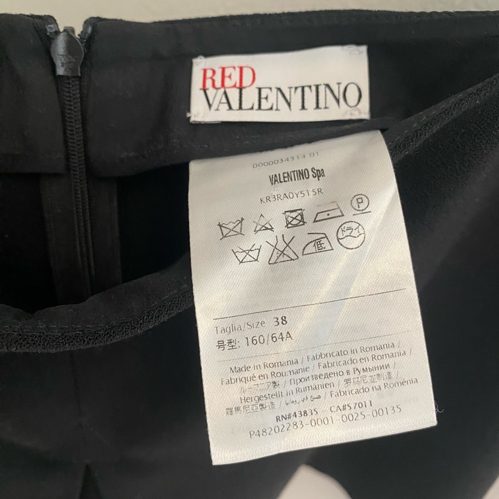 RED Valentino Black Miniskirt - Picture 4 of 4